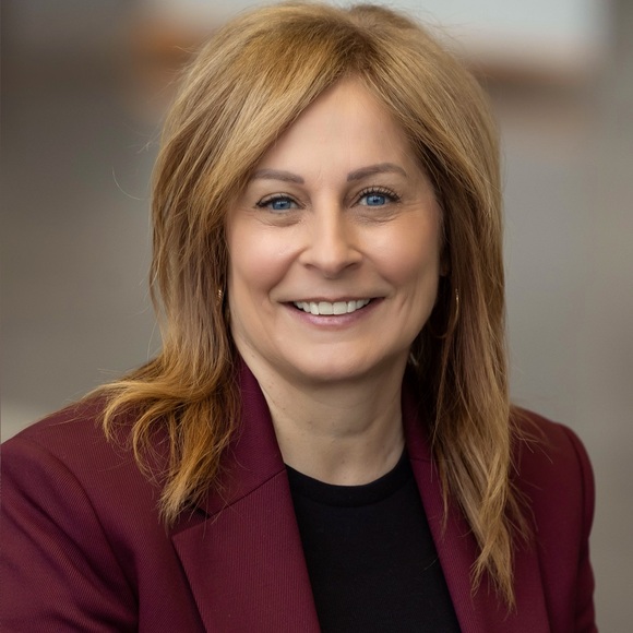 Meet your Posher, Elvie - Picture 1 of 2